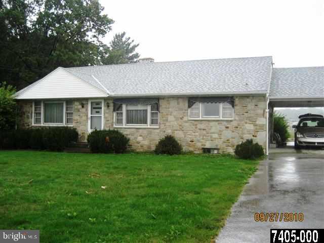 840-860 Beck Mill Road Hanover, PA 17331 - Photo 2 of 7