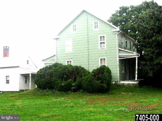 840-860 Beck Mill Road Hanover, PA 17331 - Photo 4 of 7