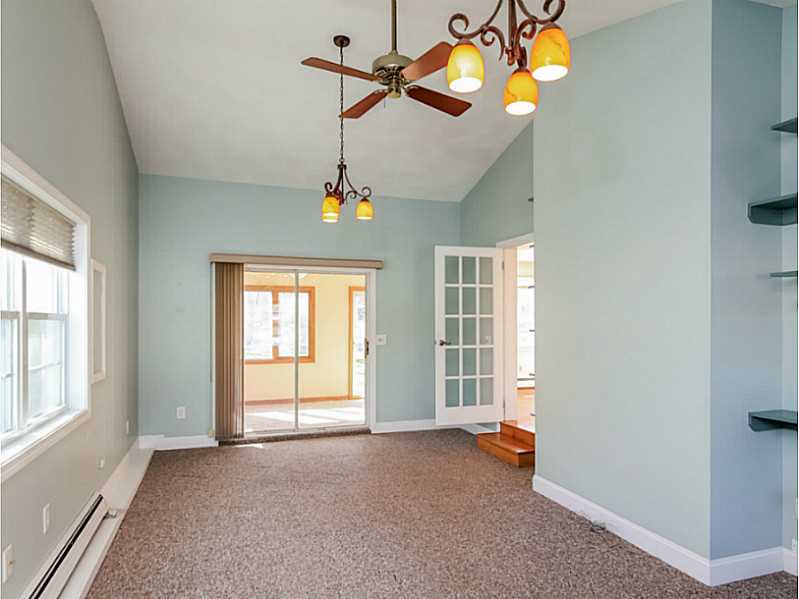 33 Angell Road Lincoln, RI 02865 - Photo 3 of 20 Den/Family/Great Room.
