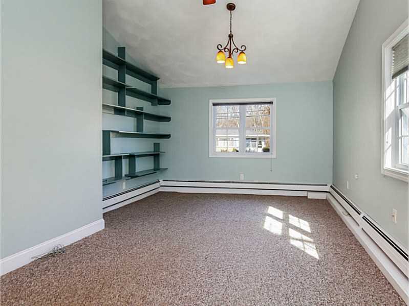 33 Angell Road Lincoln, RI 02865 - Photo 4 of 20 Den/Family/Great Room.