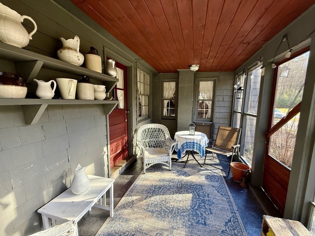 285 Brookfield Road Sturbridge, MA 01518 - Photo 32 of 39