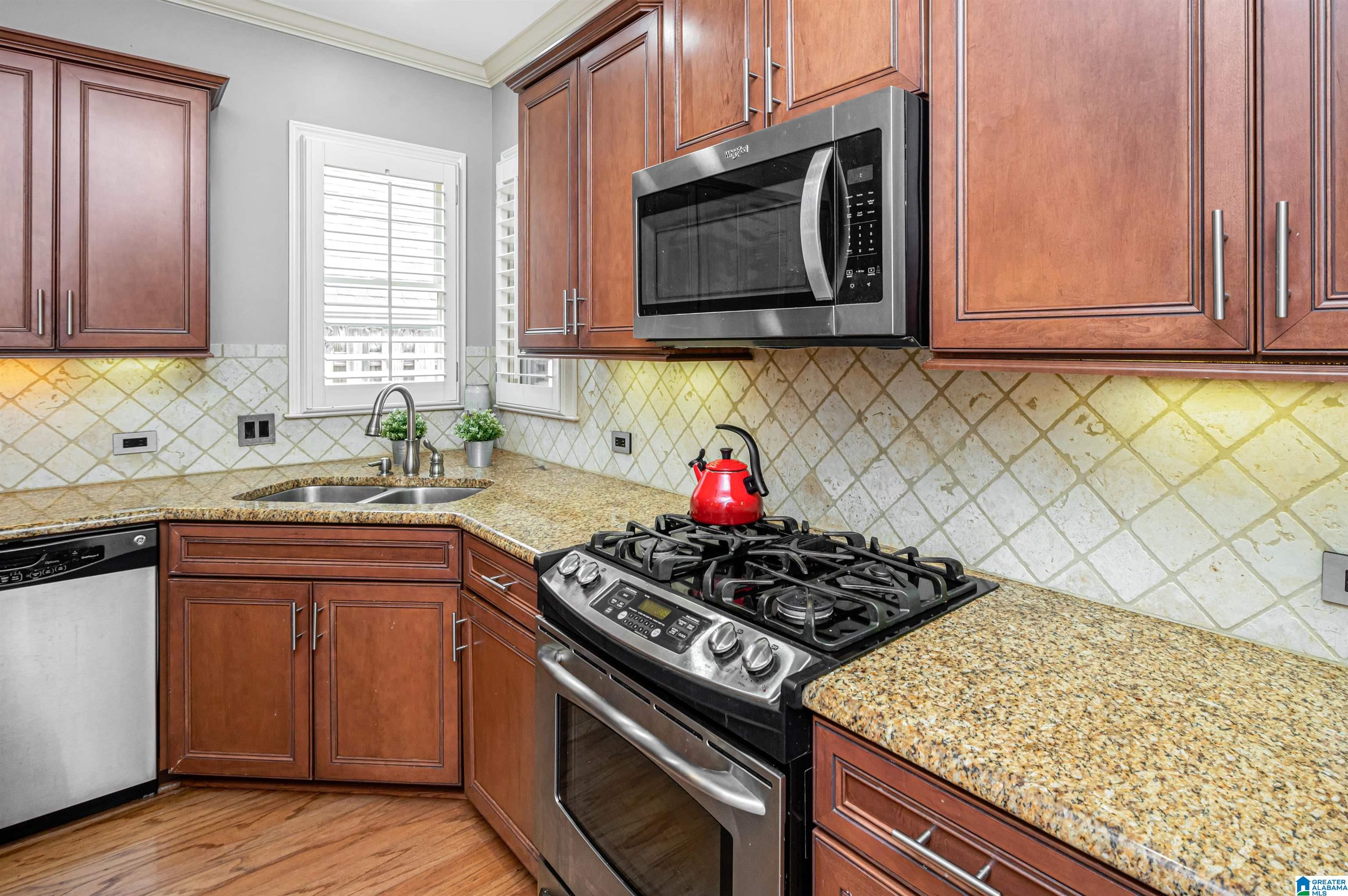 5215 Creekside Loop Birmingham, AL 35244 - Photo 6 of 37