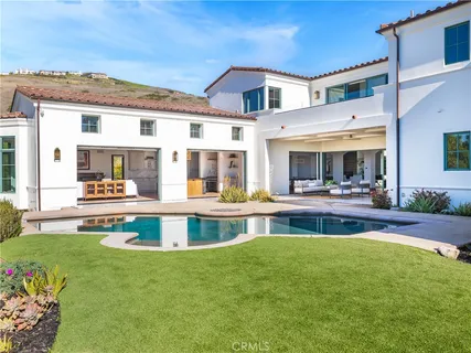 $7,948,888 | 32009 Cape Point Drive, Rancho Palos Verdes, CA 90275