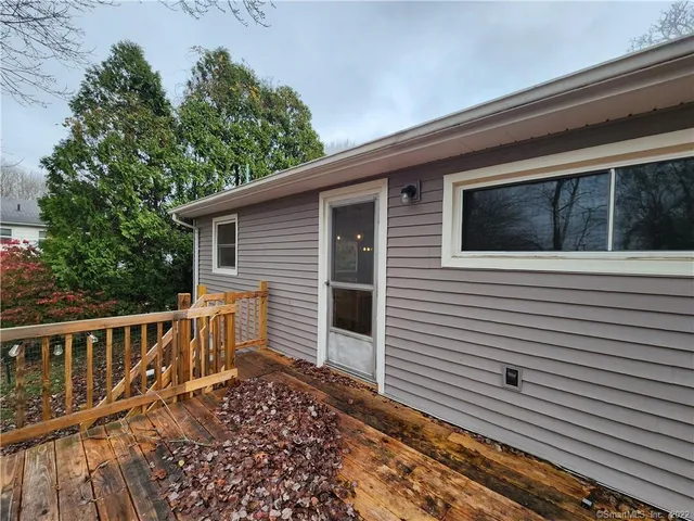 $2,800 | 24 Savi Avenue, Waterford, CT 06385