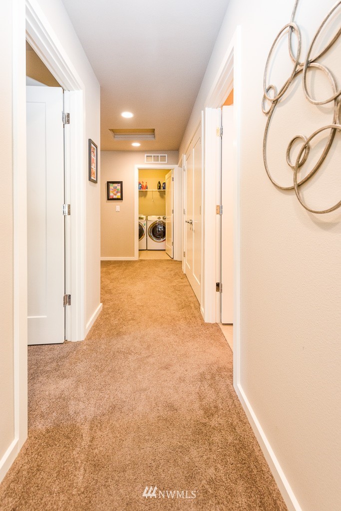 3714 Northeast 24th Street Renton, WA 98056 - Photo 13 of 18