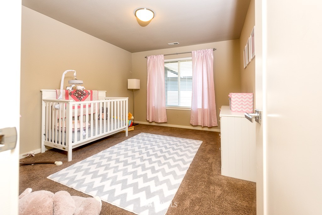 3714 Northeast 24th Street Renton, WA 98056 - Photo 14 of 18