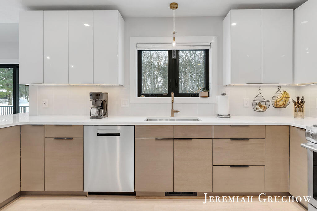 8380 Conservation Street Northeast Ada, MI 49301 - Photo 10 of 80 3X0A3227