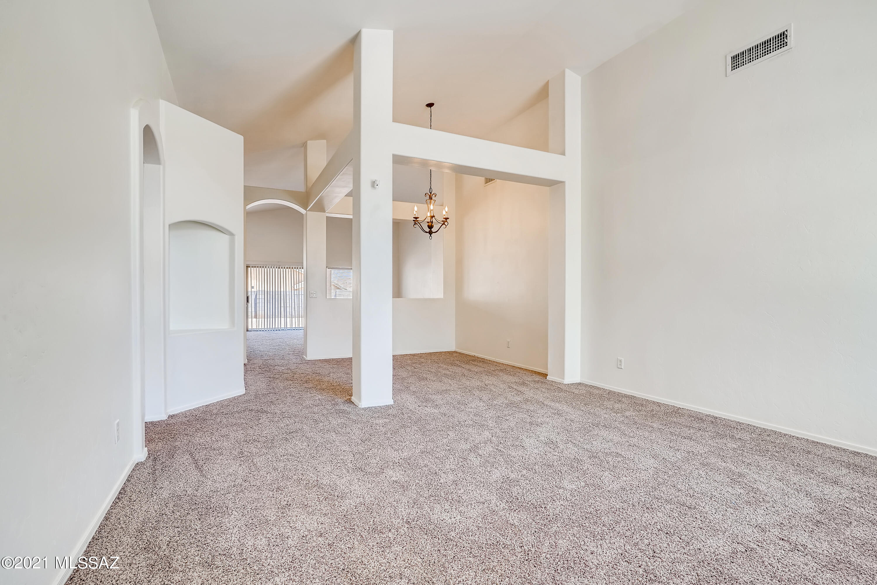 60846 Rock Ledge Loop Tucson, AZ 85739 - Photo 6 of 33