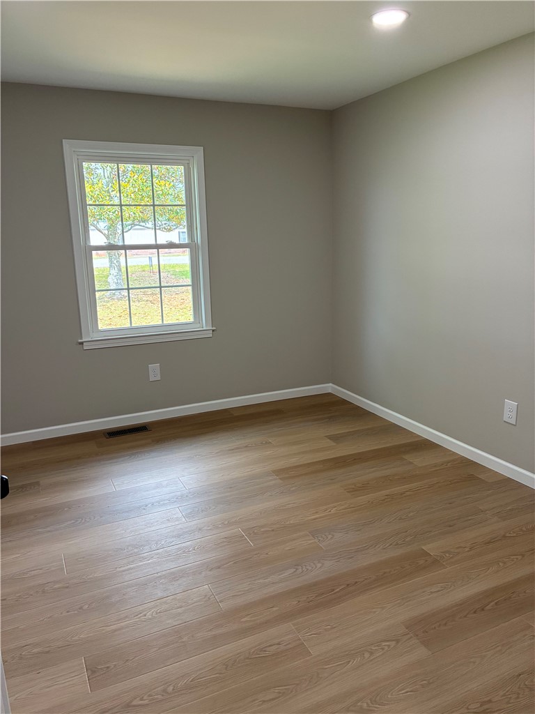 1238 Ebenezer Road West Union, SC 29696 - Photo 12 of 21