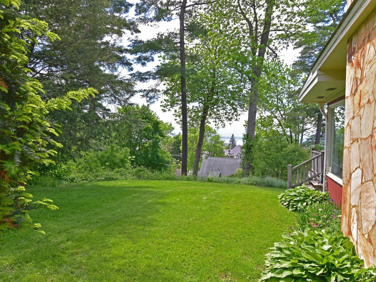 33 Summit Ridge Burlington, VT 05401 - Photo 5 of 42
