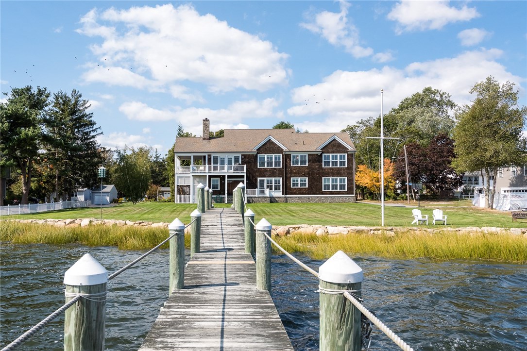 21 Baron Road Barrington, RI 02806 - Photo 7 of 43