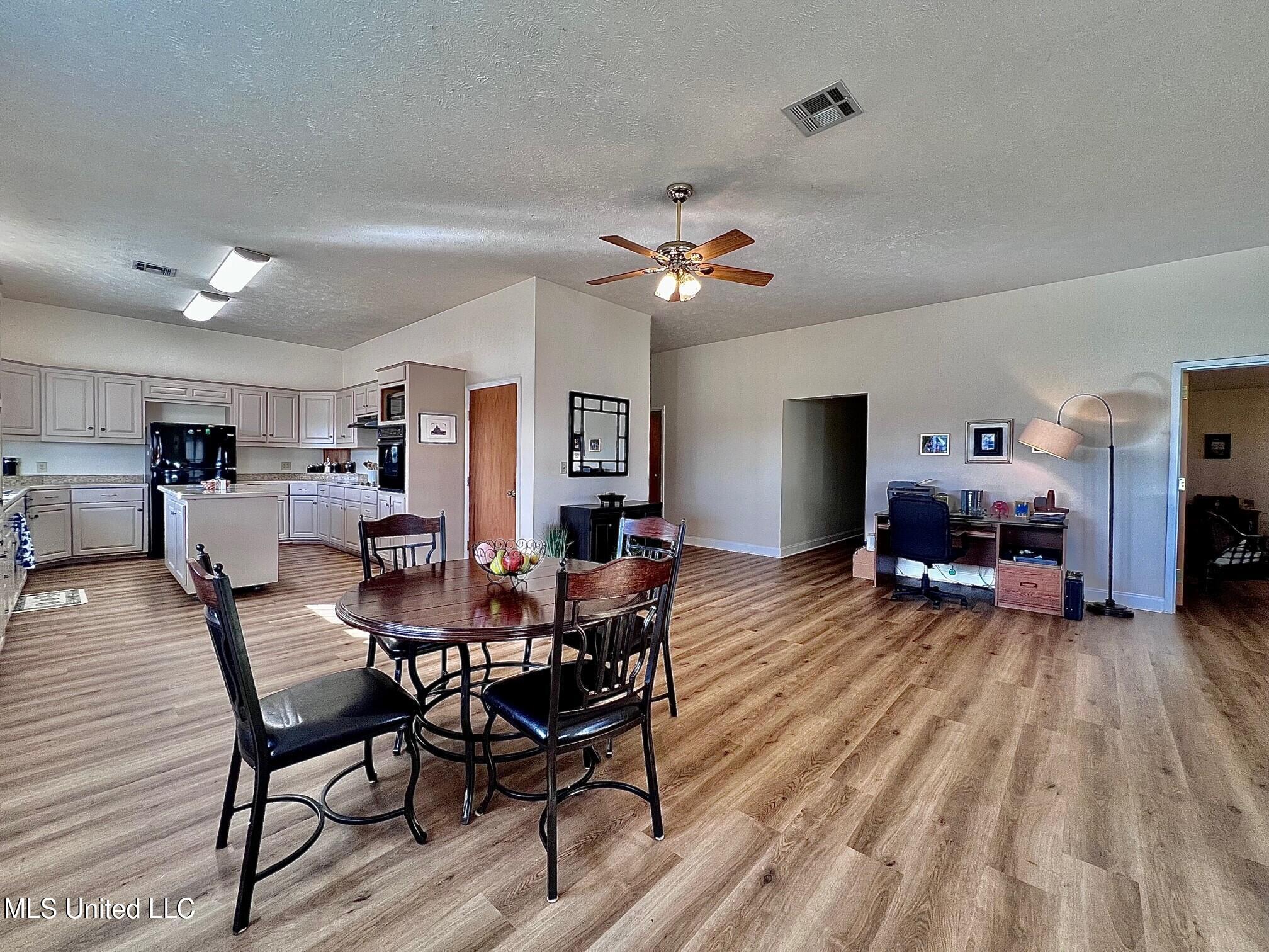 3632 Tank Road Terry, MS 39170 - Photo 18 of 76 dining 1