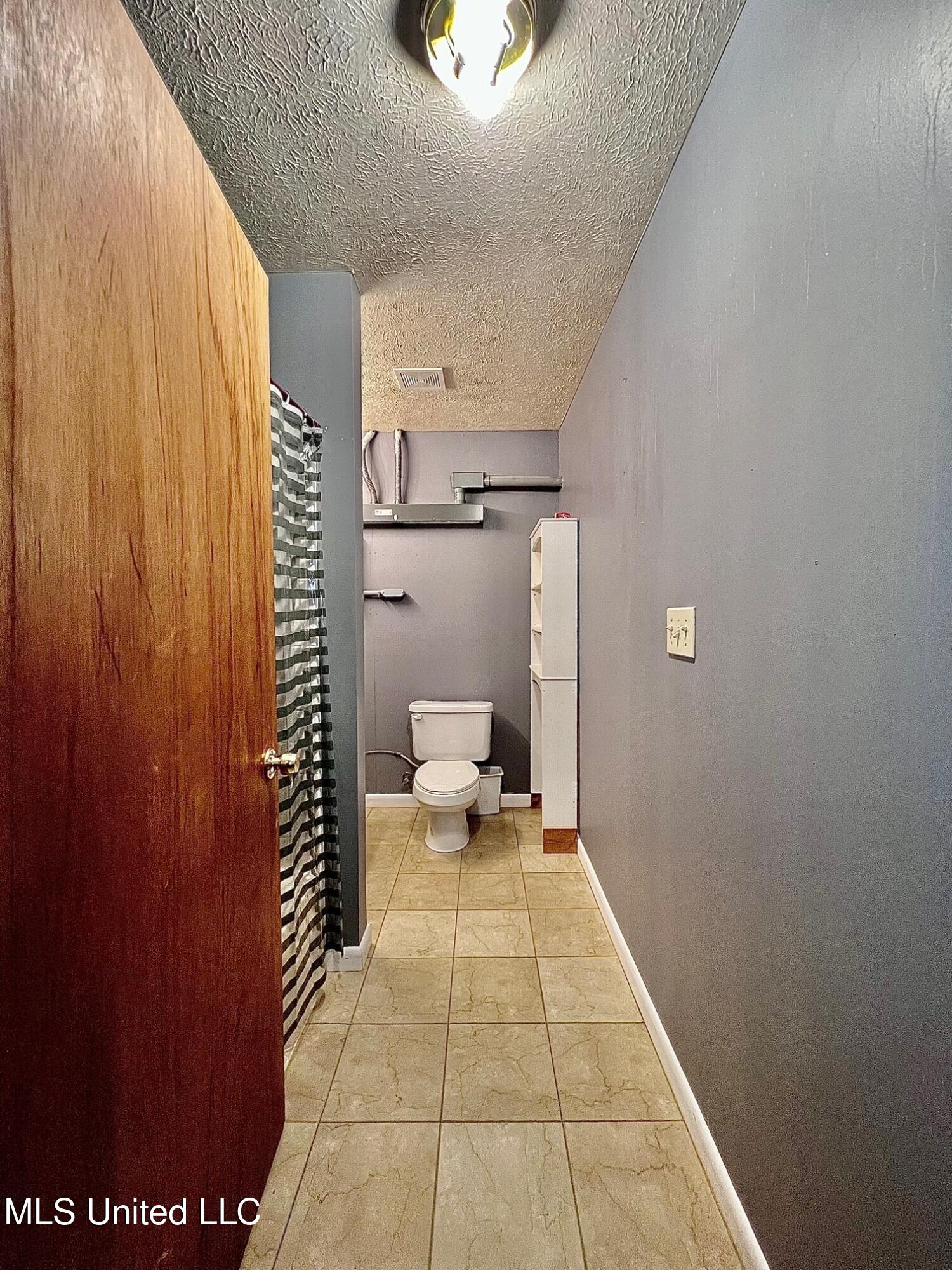 3632 Tank Road Terry, MS 39170 - Photo 58 of 76 outside bathroom