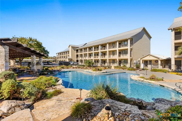 $368,000 | 130 Sobrante Road, Unit 204, Belton, TX 76513