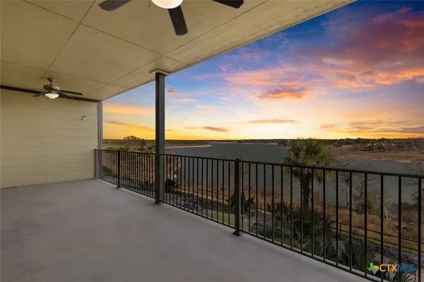 $368,000 | 130 Sobrante Road, Unit 204, Belton, TX 76513