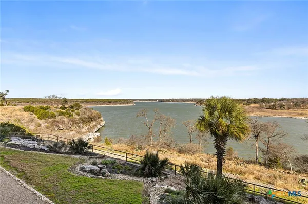 $368,000 | 130 Sobrante Road, Unit 204, Belton, TX 76513