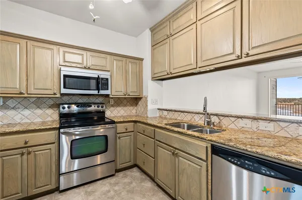 $368,000 | 130 Sobrante Road, Unit 204, Belton, TX 76513
