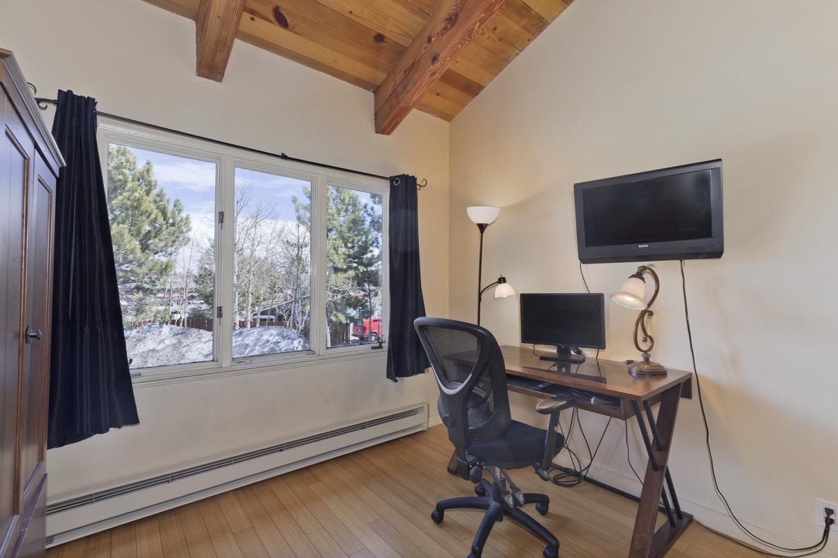 3199 Chateau Road, Unit 22 Mammoth Lakes, CA 93546 - Photo 13 of 37