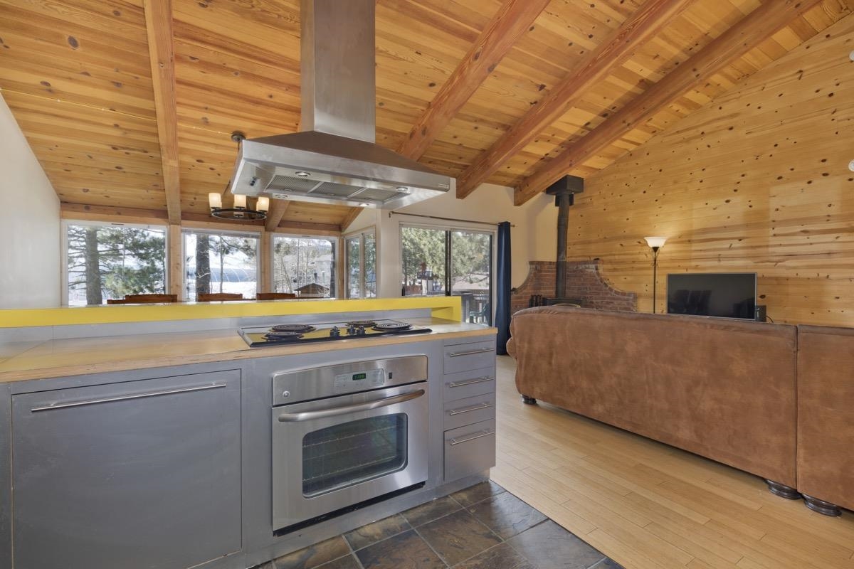 3199 Chateau Road, Unit 22 Mammoth Lakes, CA 93546 - Photo 4 of 37