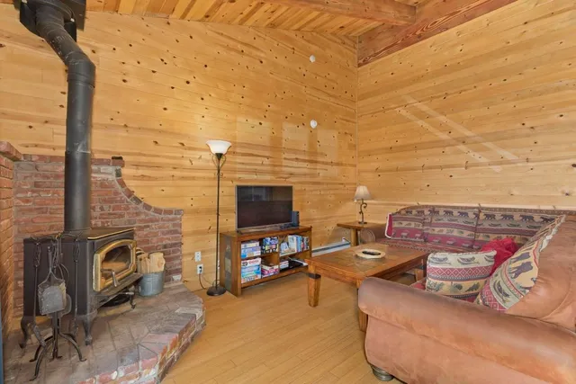 $819,000 | 3199 Chateau Road, Unit 22, Mammoth Lakes, CA 93546