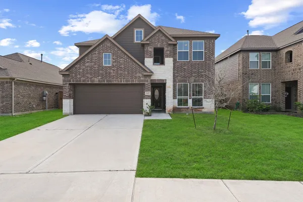 $2,600 | 5443 Grand View Drive, Brookshire, TX 77423