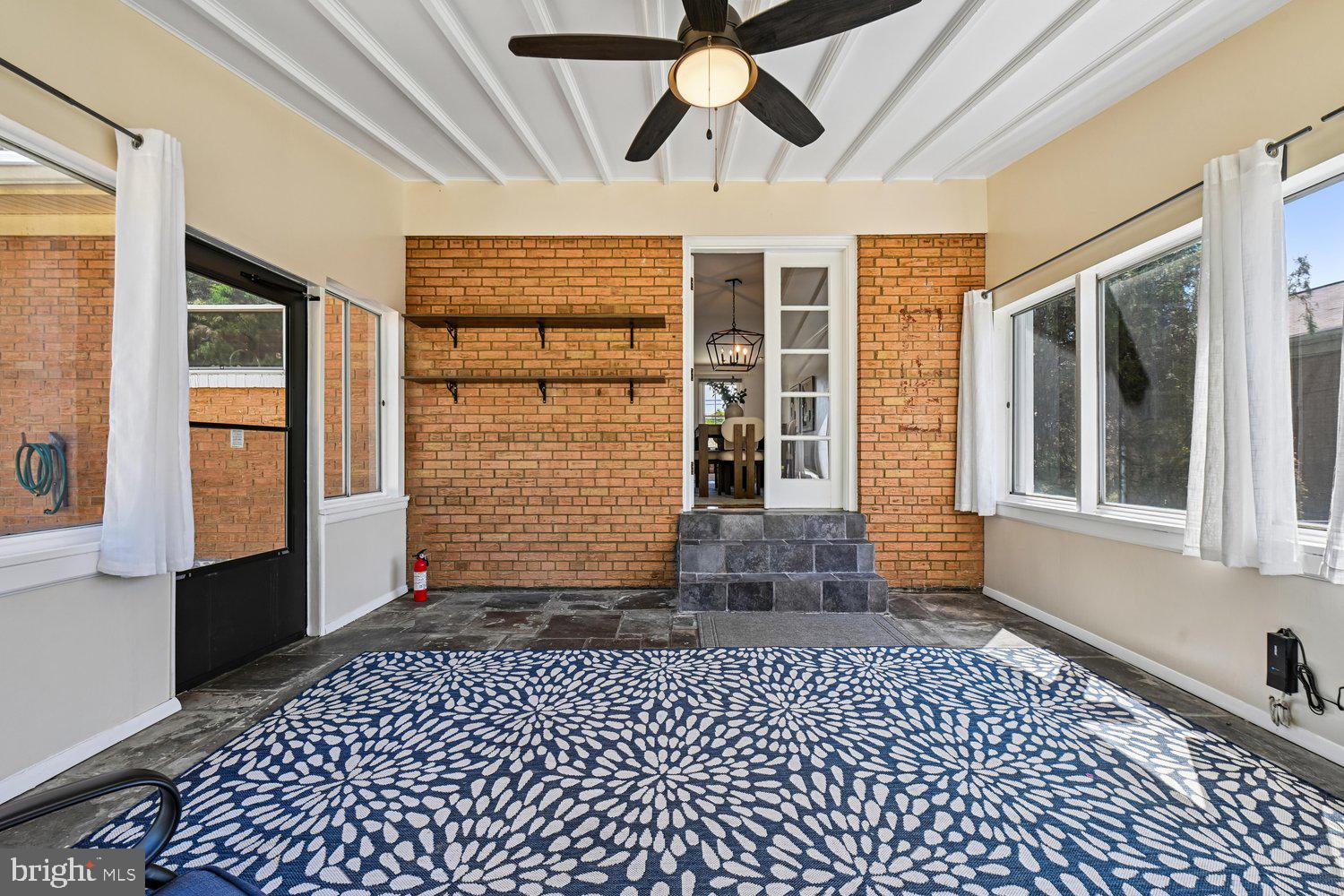 10706 Stoneyhill Drive Silver Spring, MD 20901 - Photo 25 of 50 Sun Room w/ direct access to patio
