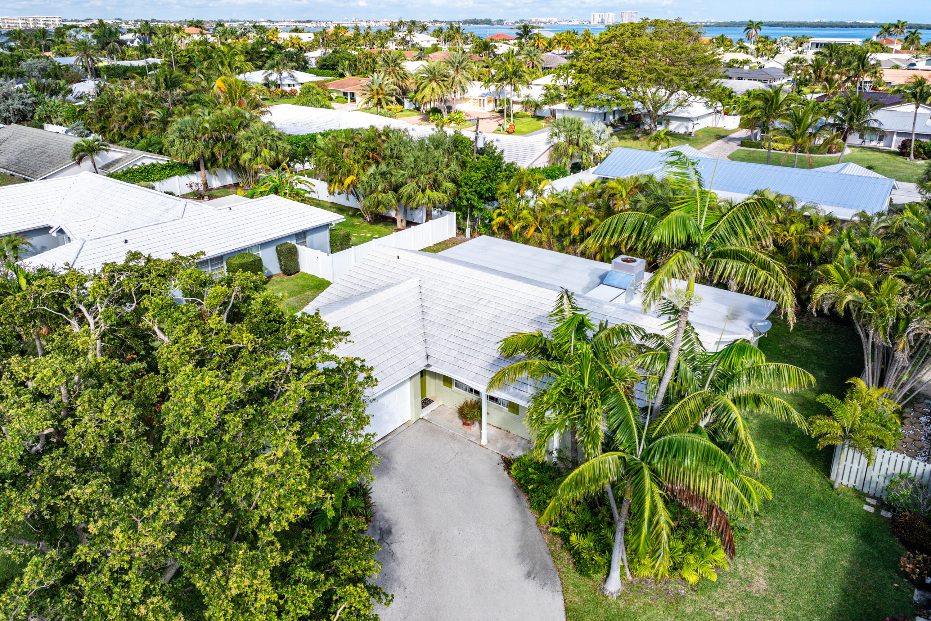 1210 Dolphin Road Singer Island, FL 33404 - Photo 33 of 41 an aerial view of residential houses with outdoor space