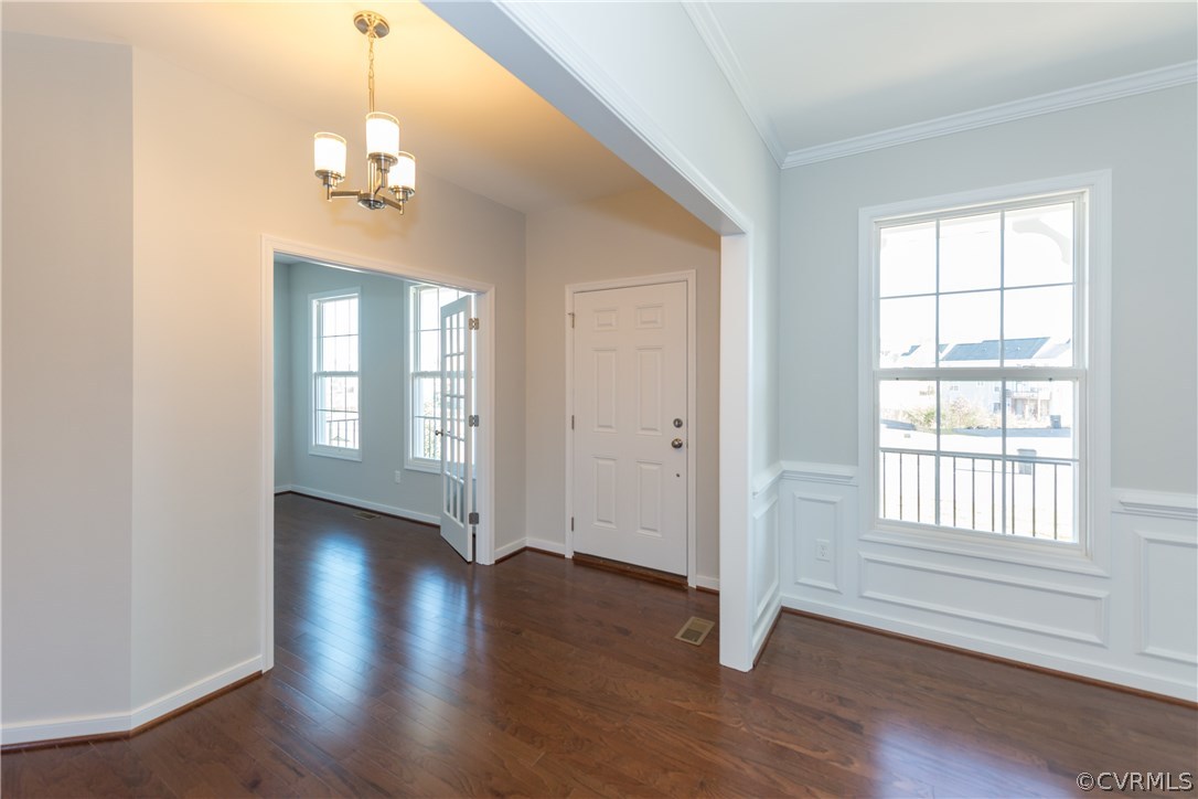 1306 Miners Trail Road Midlothian, VA 23114 - Photo 4 of 35