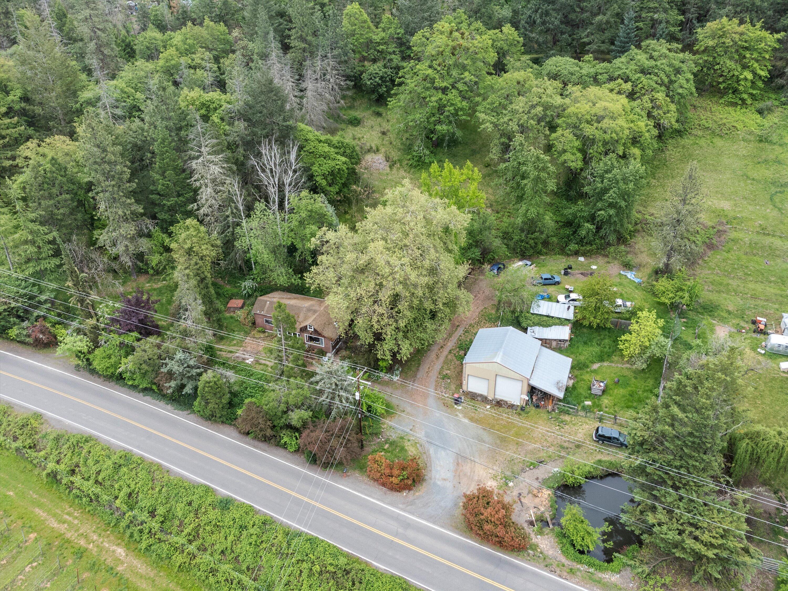 2973 Pioneer Road Medford, OR 97501 - Photo 10 of 15 Arial view