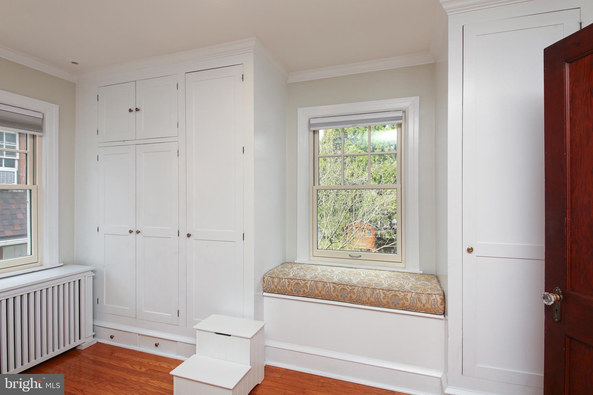 20 Hillside Road Wayne, PA 19087 - Photo 20 of 49 Primary bedroom has built-in cabinetry