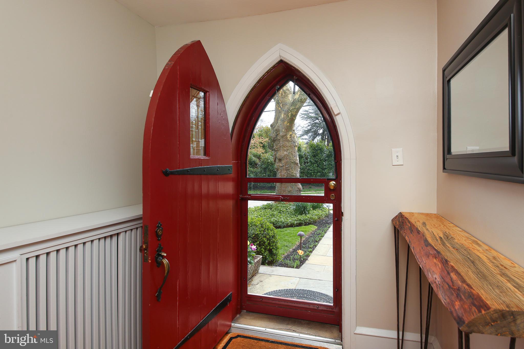 20 Hillside Road Wayne, PA 19087 - Photo 4 of 49 Original front door