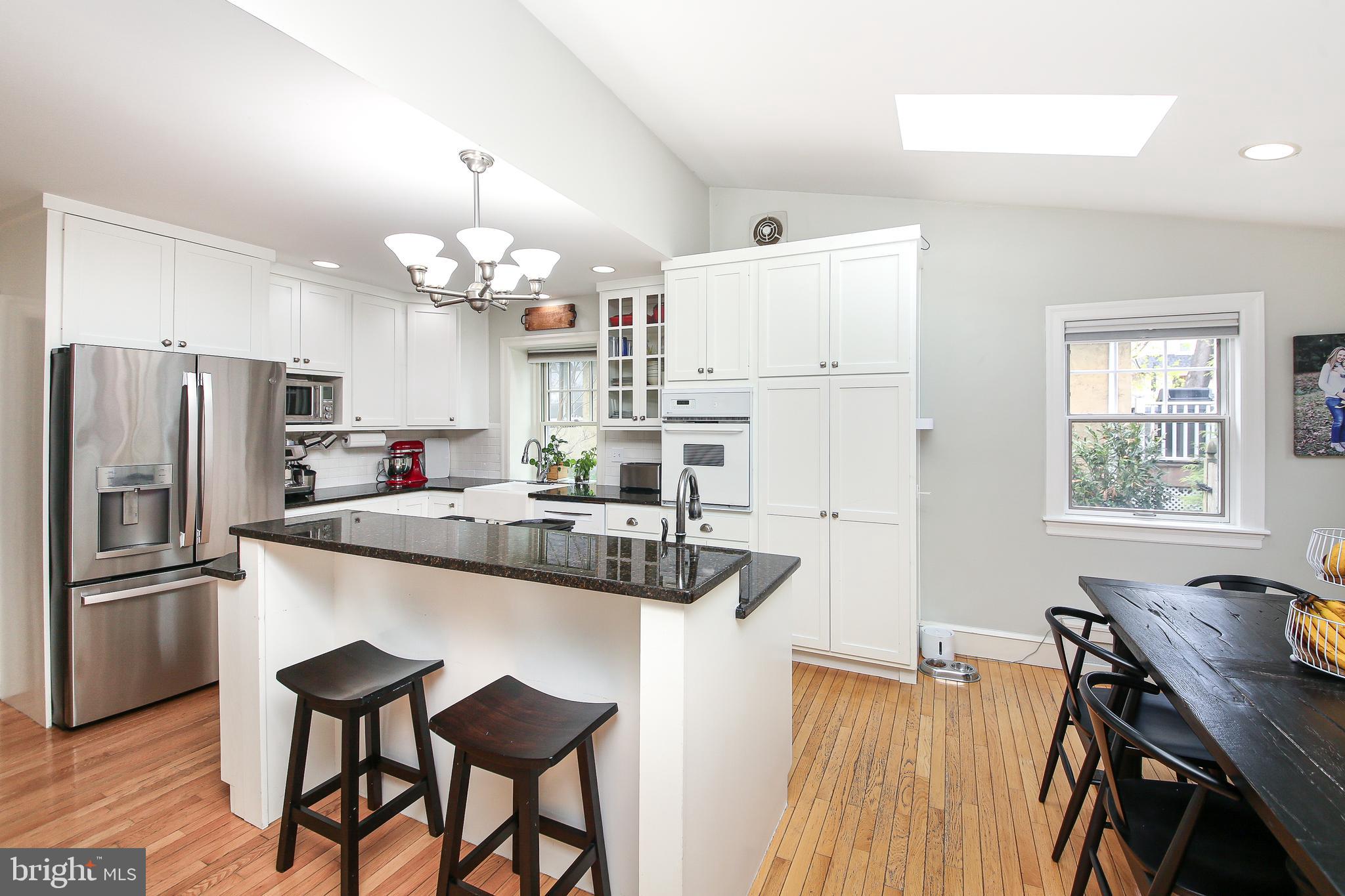 20 Hillside Road Wayne, PA 19087 - Photo 10 of 49 Bright and airy kitchen