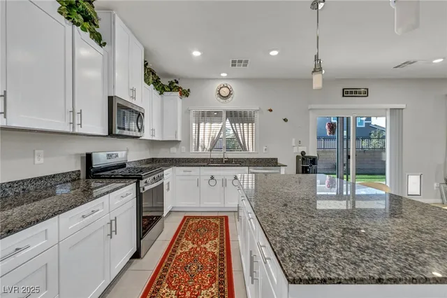 $599,900 | 7543 Marie Brook Lane, North Las Vegas, NV 89084