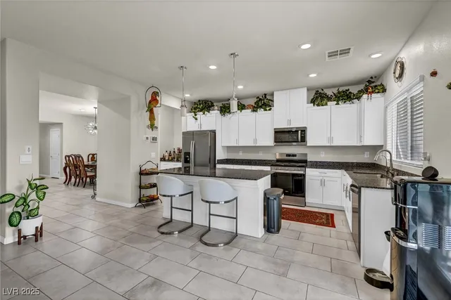 $599,900 | 7543 Marie Brook Lane, North Las Vegas, NV 89084