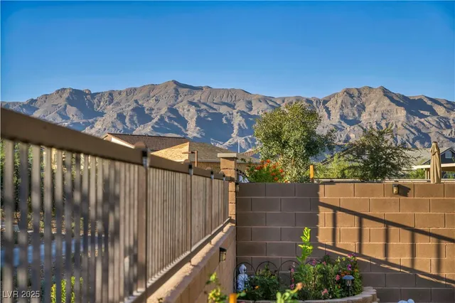 $599,900 | 7543 Marie Brook Lane, North Las Vegas, NV 89084