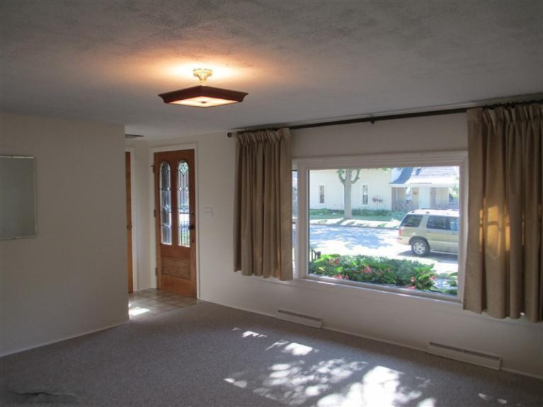 604 North Rath Avenue Ludington, MI 49431 - Photo 8 of 24 Additional Photo