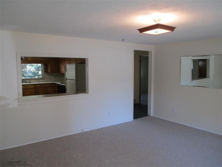 604 North Rath Avenue Ludington, MI 49431 - Photo 10 of 24 Additional Photo