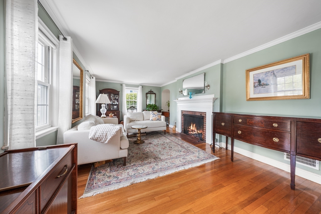 69 Princeton Road Arlington, MA 02474 - Photo 4 of 36 Gallery Image 4