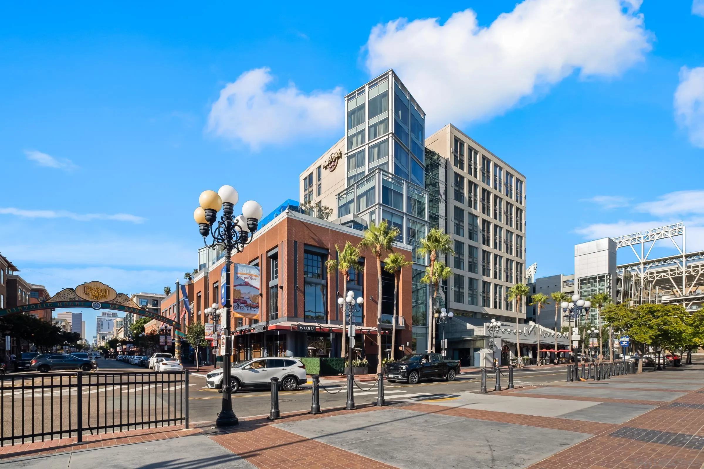 207 Fifth Avenue, Unit 943 San Diego, CA 92101 - Photo 5 of 10 a view of a building with a street