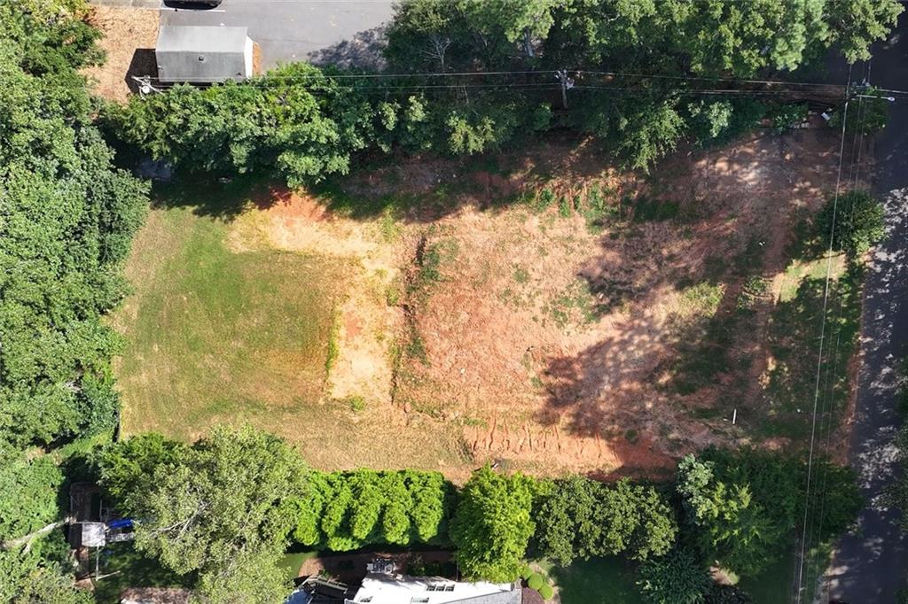 383 Westside Drive Roswell, GA 30075 - Photo 4 of 28 an aerial view of a yard