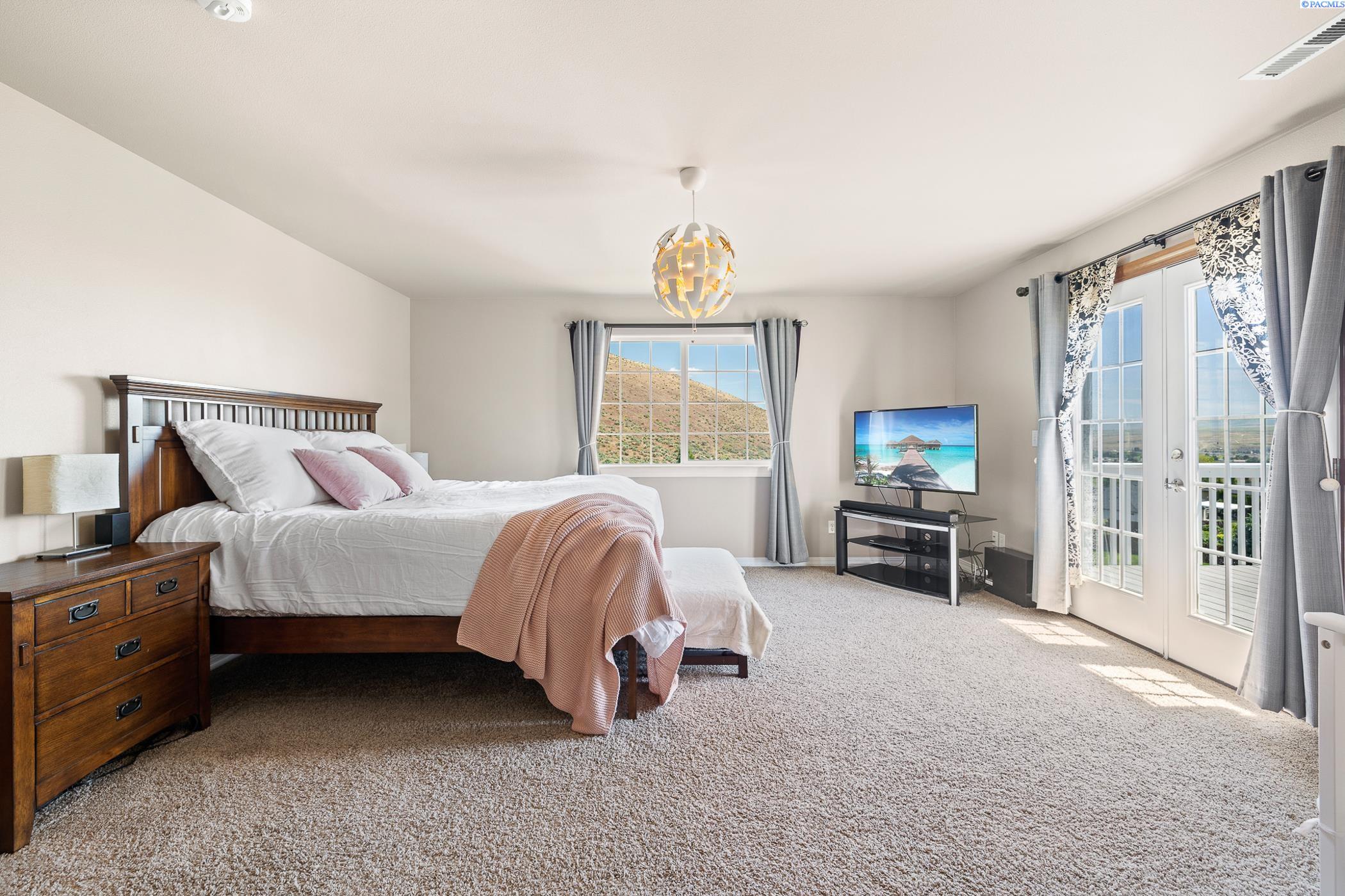 2726 Katie Road Kennewick, WA 99338 - Photo 21 of 49 Gallery Image 21