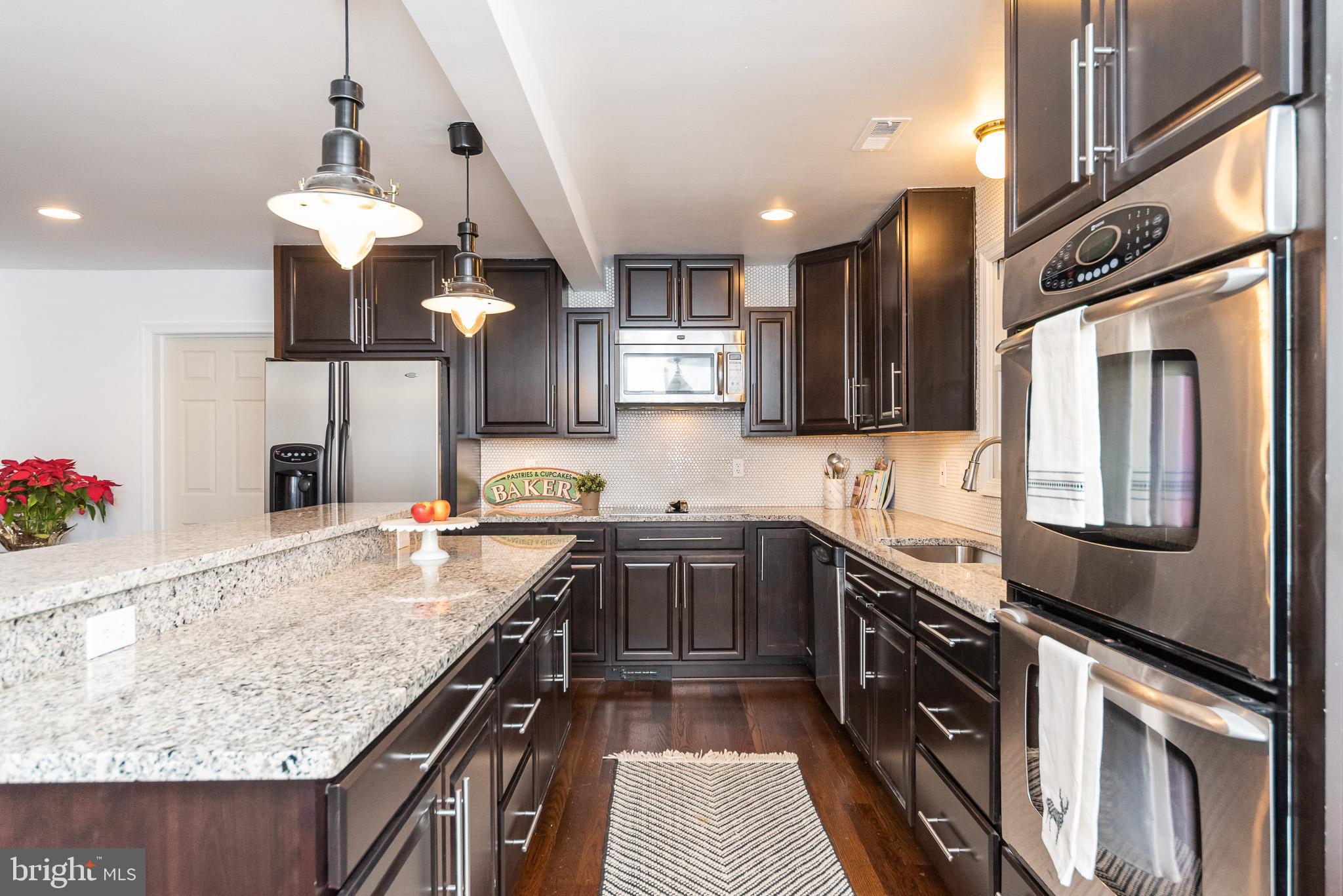 9106 Field Road Baltimore, MD 21208 - Photo 3 of 58 Kitchen
