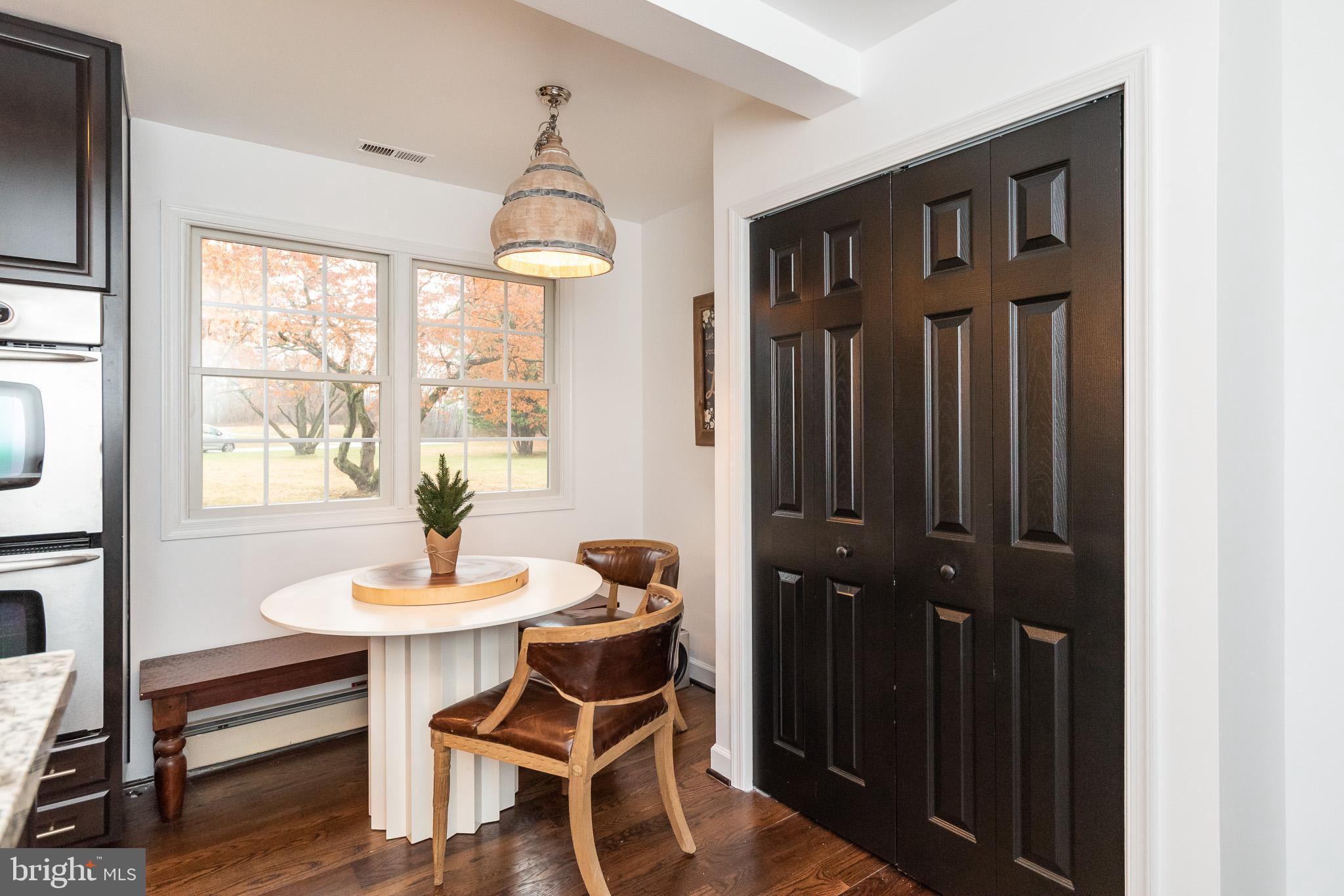 9106 Field Road Baltimore, MD 21208 - Photo 4 of 58 Kitchen