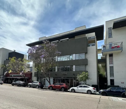 $2,999 | 941 West Hawthorn Street, Unit 8, San Diego, CA 92101