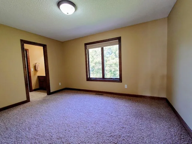 $895,000 | 18658 Ponderosa Court, Eden Prairie, MN 55347