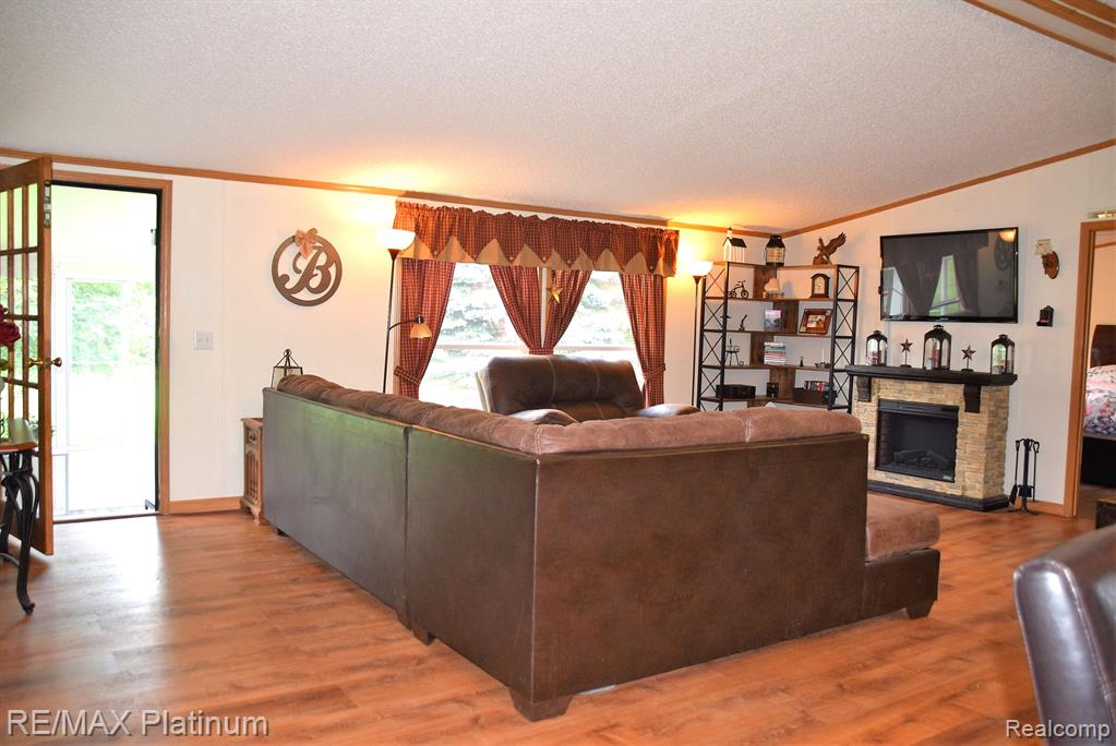 11301 Wooden Road Hanover, MI 49241 - Photo 7 of 36