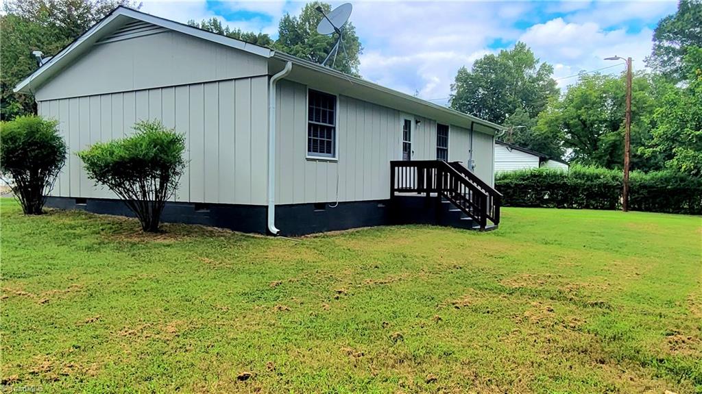 747 Garrison Road Reidsville, NC 27320 - Photo 15 of 22 Gallery Image 15