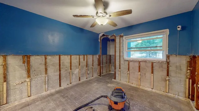 $415,000 | 4511 Huntington Street Northeast, St. Petersburg, FL 33703