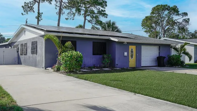$415,000 | 4511 Huntington Street Northeast, St. Petersburg, FL 33703