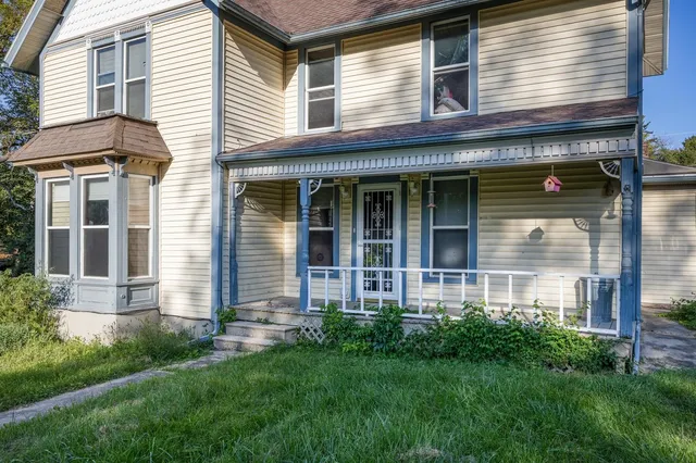 $195,000 | 2831 South Lucas Street, Orfordville, WI 53576